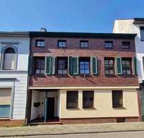 Haus zum Kaufen in Viersen 299.000,00 € 273 m²