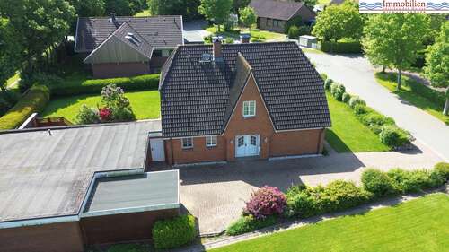 Foto - Haus zum Kaufen in Oldenswort 495.000,00 € 165 m²