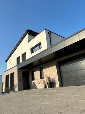 Foto - Haus zum Kaufen in Wolfsburg 959.000,00 € 270 m²