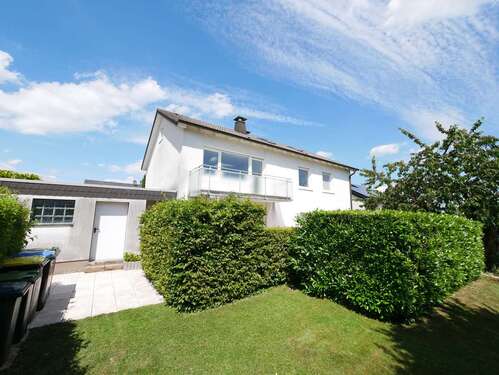 Foto - Haus zum Kaufen in Bad Driburg 275.000,00 € 171.21 m²