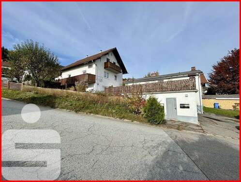 Foto - Haus zum Kaufen in Grafenau 230.000,00 € 212 m²