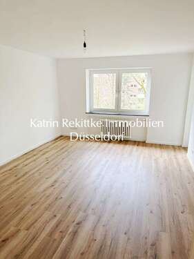 Foto - Wohnung zum Mieten in Düsseldorf 820,00 € 69 m²
