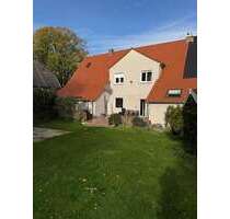 Haus zum Kaufen in Gelsenkirchen 370.000,00 € 174 m² Haus zum Kaufen in Gelsenkirchen 370.000,00 € 174 m²