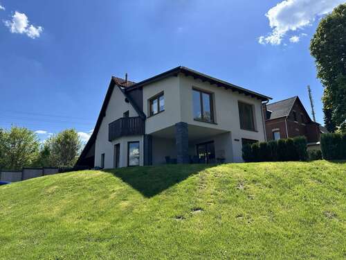 Foto - Haus zum Kaufen in Markneukirchen 450.000,00 € 153 m²