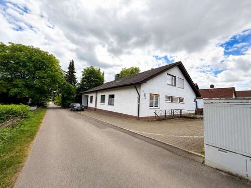 Foto - Haus zum Kaufen in Gäufelden Nebringen 575.000,00 € 308.2 m²
