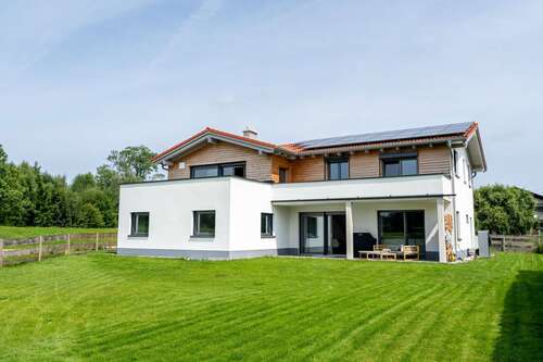 Foto - Haus zum Kaufen in Pforzen 1.199.000,00 € 216 m²