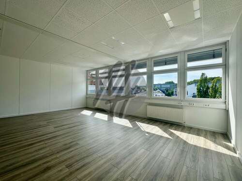 Foto - Büro in Bad Homburg v.d.H. 3.600,00 € 400 m²