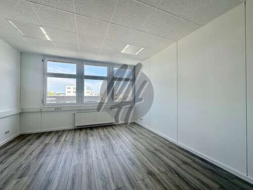 Foto - Büro in Friedrichsdorf 2.500,00 € 275 m²