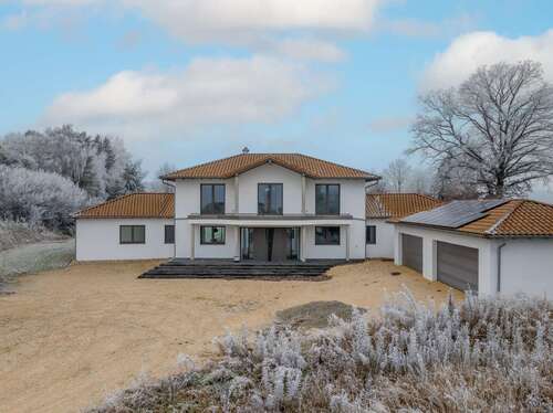 Foto - Haus zum Kaufen in Oberstadion 1.250.000,00 € 387.27 m²