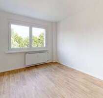 Wohnung zum Mieten in Halle 392,00 € 65.41 m²