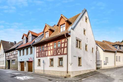 Foto - Haus zum Kaufen in Jugenheim (Rheinhessen) 675.000,00 € 260 m²