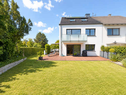 Foto - Haus zum Kaufen in Böblingen 759.000,00 € 123 m²