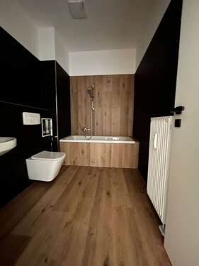 Foto - Wohnung zum Mieten in Zwickau 500,00 € 66.46 m²