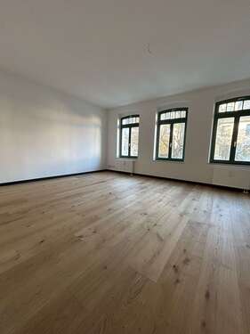 Foto - Wohnung zum Mieten in Zwickau 465,00 € 66.46 m²