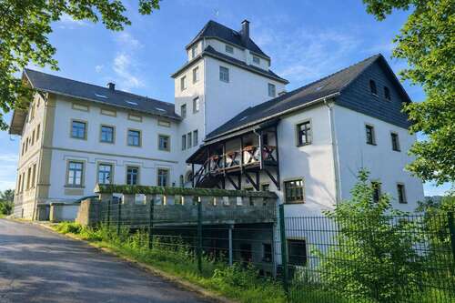 Foto - Haus zum Kaufen in Brand-Erbisdorf 708.000,00 € 956 m²
