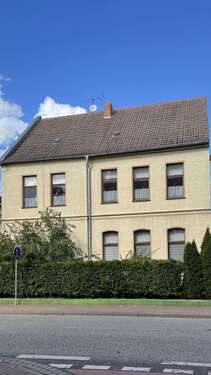 Foto - Haus zum Kaufen in Güsten 96.000,00 € 200 m²