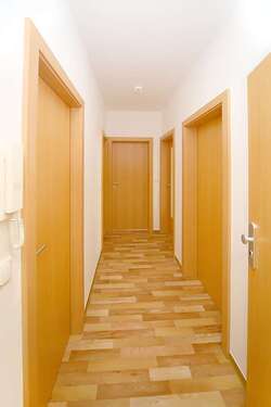 Foto - Wohnung zum Mieten in Lutherstadt Eisleben 286,00 € 61.23 m²