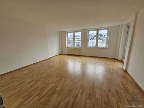 Foto - Wohnung zum Mieten in Schönebeck (Elbe) 651,97 € 86.89 m²