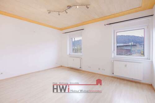 Foto - Wohnung zum Kaufen in Marburg 168.000,00 € 76 m²