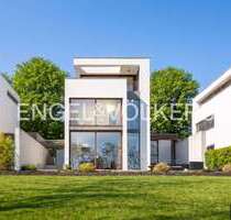 Haus zum Kaufen in Oberursel 2.590.000,00 € 276 m²