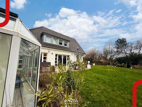 Foto - Haus zum Kaufen in Düsseldorf 1.950.000,00 € 242 m²