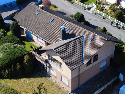 Foto - Haus zum Kaufen in Bergneustadt 495.000,00 € 258 m²