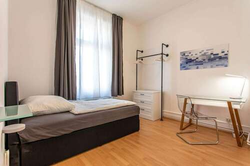 Foto - WG-Zimmer in Frankfurt am Main 700,00 € 12 m²