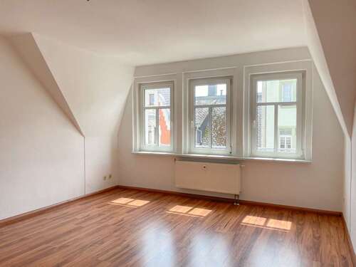 Foto - Wohnung zum Mieten in Plauen 450,00 € 96.19 m²