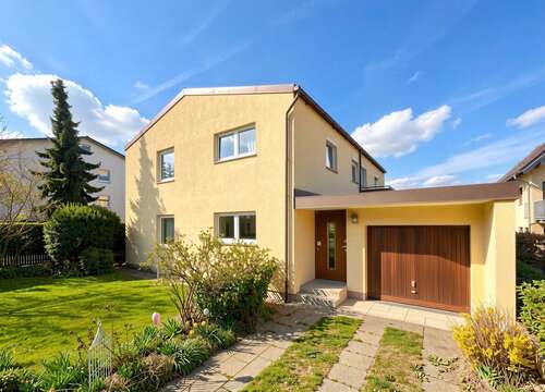 Foto - Haus zum Kaufen in Germering 595.000,00 € 98 m²