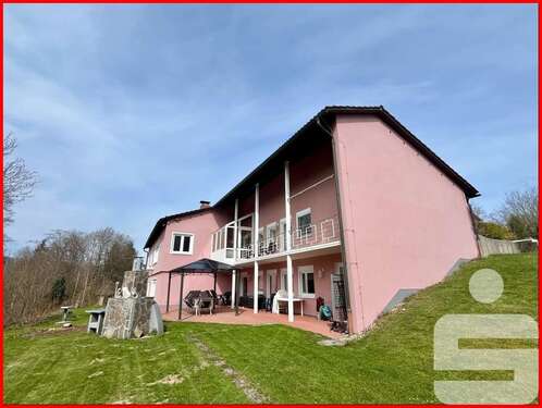 Foto - Haus zum Kaufen in Grafenau 399.000,00 € 297 m²