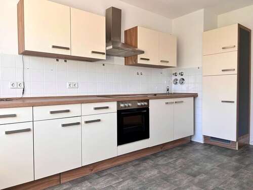 Foto - Wohnung zum Mieten in Zwickau 295,00 € 51.22 m²