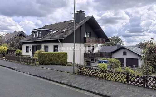Foto - Haus zum Kaufen in Siegen 440.000,00 € 241 m²