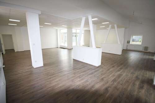 Foto - Büro in Viersen 1.599,00 € 294.55 m²