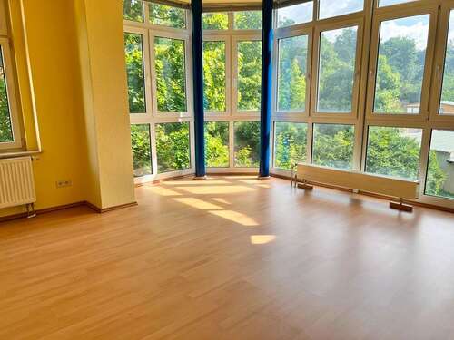 Foto - Wohnung zum Mieten in Plauen 335,00 € 67.05 m²