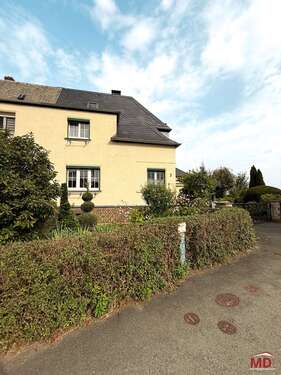 Foto - Haus zum Kaufen in Oelsnitz 150.000,00 € 80 m²