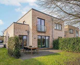 Haus zum Kaufen in Harrislee 498.000,00 € 118.93 m²