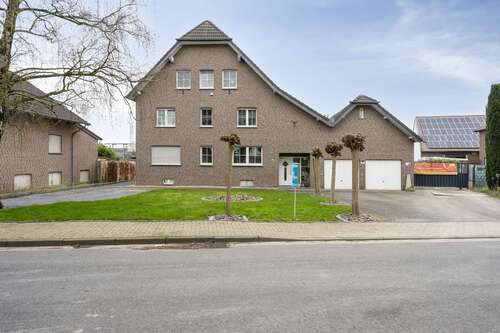 Foto - Haus zum Kaufen in Gangelt Buscherheide 798.000,00 € 400 m²