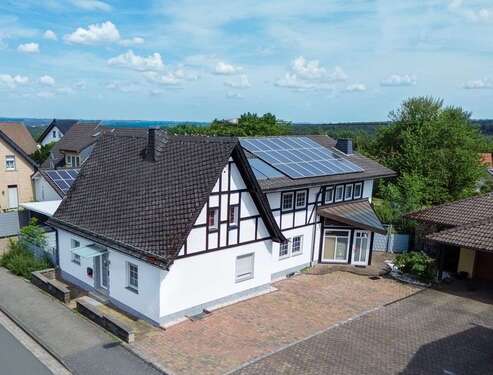 Foto - Haus zum Kaufen in Horhausen 467.000,00 € 293 m²