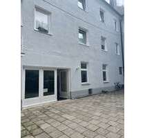 Halle in München 2.490,00 € 168 m²