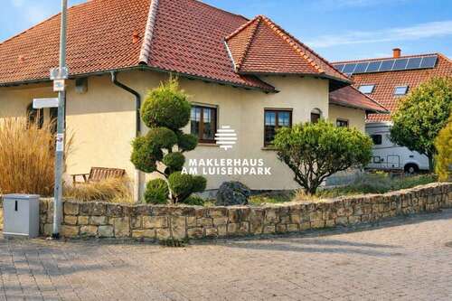 Foto - Haus zum Kaufen in Hördt 890.000,00 € 275 m²