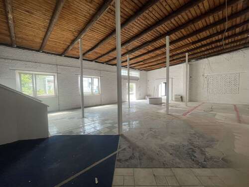 Foto - Halle in Düsseldorf 1.600,00 € 200 m²