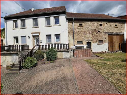 Foto - Haus zum Kaufen in Niederalben 159.000,00 € 141 m²