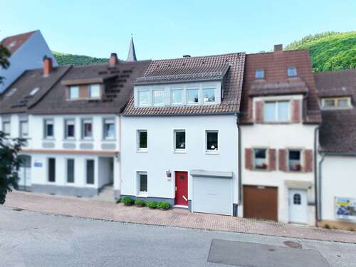 Foto - Haus zum Kaufen in Wolfstein 159.000,00 € 135 m²
