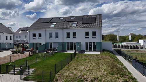 Foto - Haus zum Mieten in Röth 1.750,00 € 141 m²