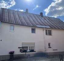 Haus zum Kaufen in Löhnberg- Selters 100.000,00 € 174 m²