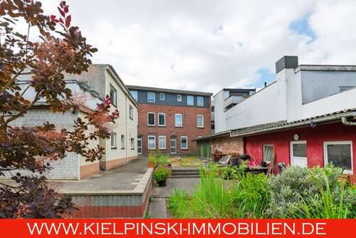 Foto - Haus zum Kaufen in Elmshorn 795.000,00 € 457.9 m²