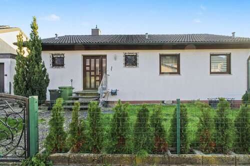 Foto - Haus zum Kaufen in Adelsdorf 598.000,00 € 182.07 m²