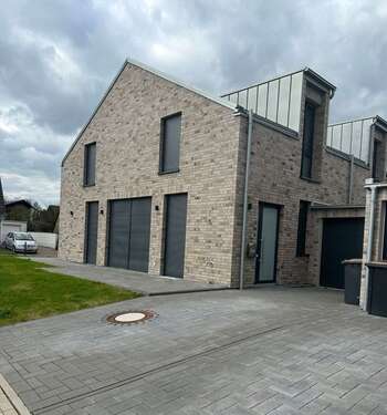 Foto - Haus zum Kaufen in Kaarst 679.000,00 € 160 m²