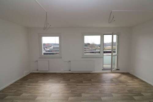 Foto - Wohnung zum Mieten in Freiberg 339,00 € 50.21 m²