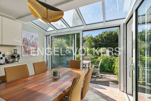 Foto - Haus zum Kaufen in Köln 2.200.000,00 € 250 m²